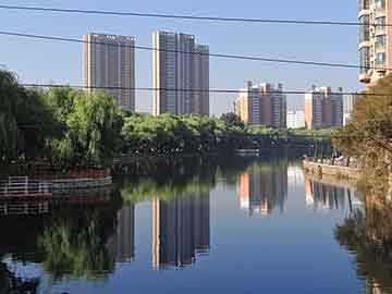 德意志银行策略师称市场低估了鲍威尔被撤职的风险